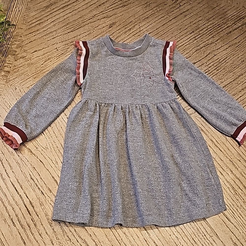 Long Sleeve dress size 4 Tommy Hilfiger